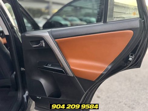 Used 2016 Toyota RAV4 Limited FWD image 27