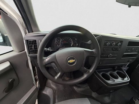 Used 2013 Chevrolet Express 2500 Work Van image 8