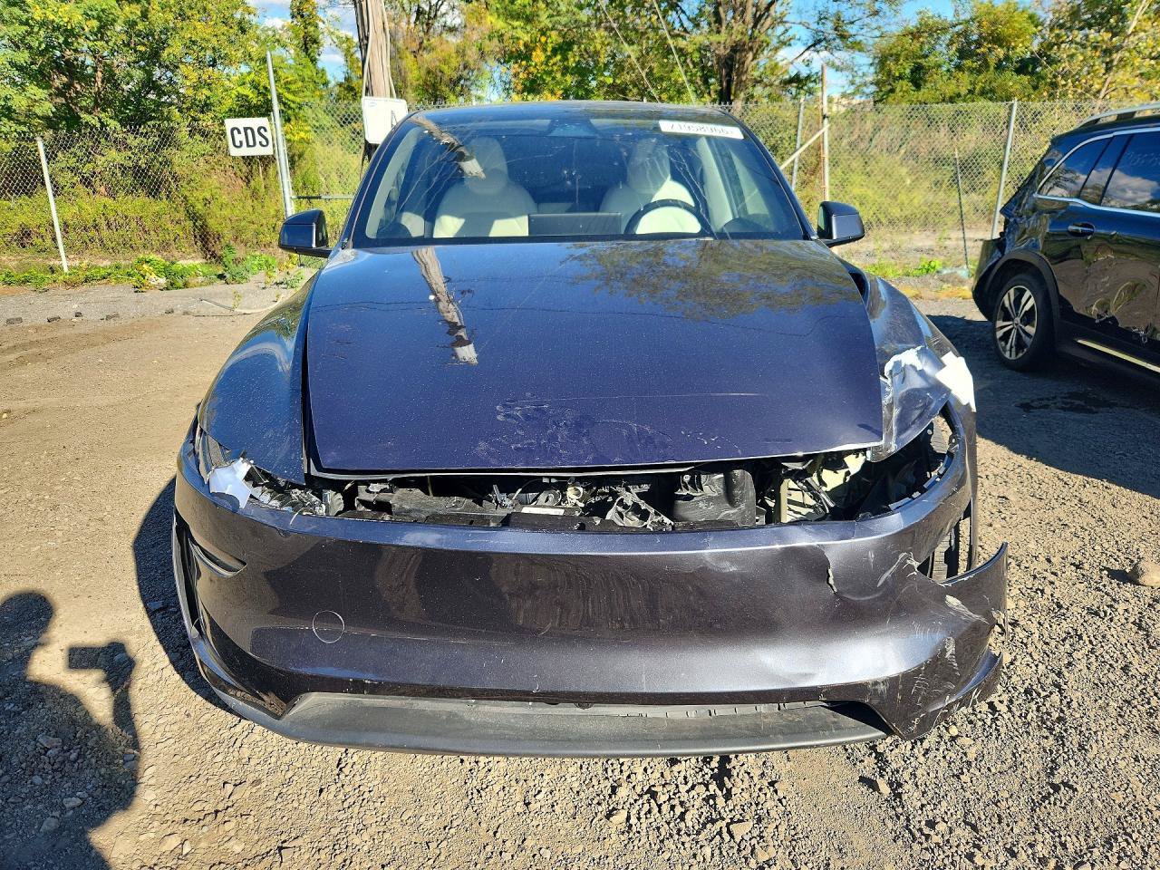Used 2026 Tesla Model Y 2WD image 2