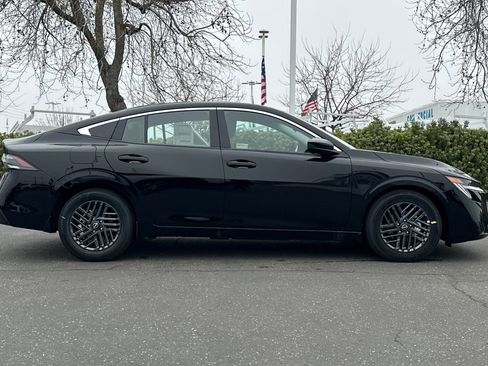 New 2026 Nissan Sentra SV image 3