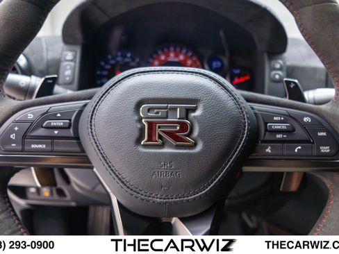Used 2018 Nissan GT-R NISMO AWD/4WD image 61