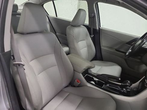 Used 2016 Honda Accord EX-L image 16
