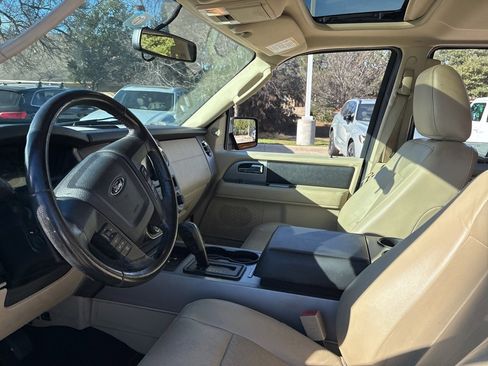 Used 2015 Ford Expedition EL XLT w/ Equipment Group 202A image 19