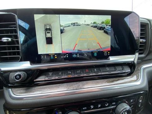 Used 2024 Chevrolet Silverado 3500 LTZ w/ LTZ Plus Package AWD/4WD image 20