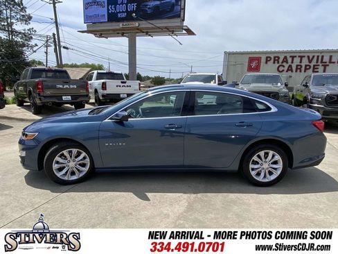 Used 2025 Chevrolet Malibu LT FWD image 5