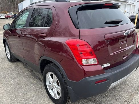 Used 2016 Chevrolet Trax LT w/ LT Convenience Package image 5