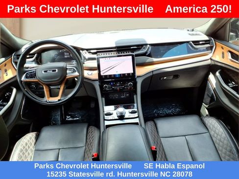 Used 2023 Jeep Grand Cherokee L Summit AWD/4WD image 26