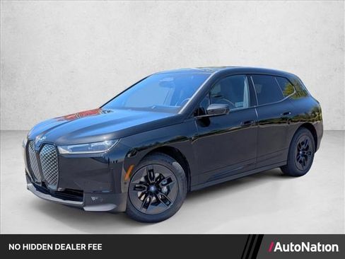 Used 2024 BMW iX xDrive50 AWD/4WD image 1