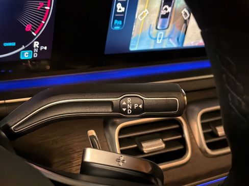 New 2026 Mercedes-Benz GLS 450 4MATIC image 22