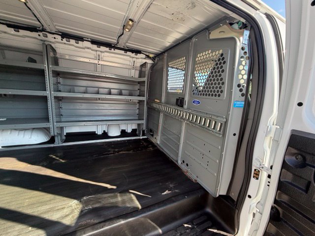 Used 2022 Chevrolet Express 2500 w/ Driver Convenience Package RWD image 16