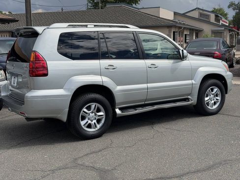 Used 2004 Lexus GX 470 w/ Preferred Accessory Pkg AWD/4WD image 21