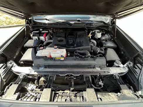 Used 2023 Toyota Tundra SR5 w/ SR5 Convenience Package AWD/4WD image 33