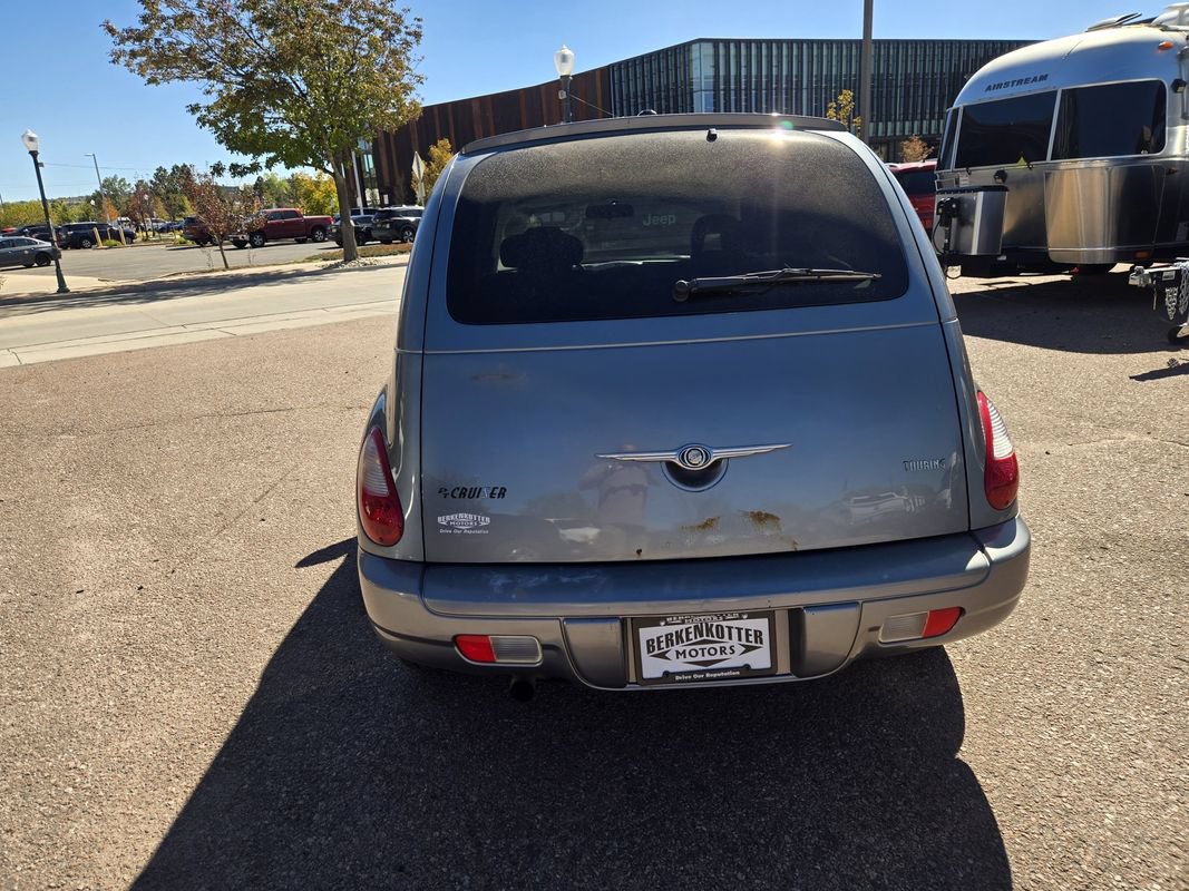 Used 2009 Chrysler PT Cruiser Touring FWD image 9