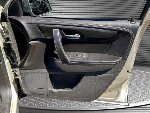 Used 2013 Chevrolet Traverse LT w/ All-Star Edition AWD/4WD image 27