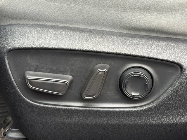 Certified 2022 Toyota Sienna XLE FWD image 37