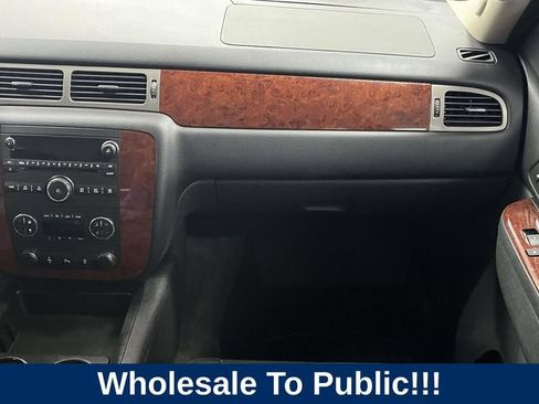 Used 2012 Chevrolet Tahoe LT w/ Luxury Package RWD image 19