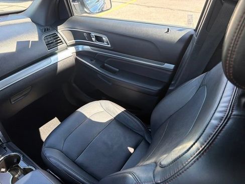 Used 2018 Ford Explorer Sport w/ Equipment Group 401A AWD/4WD image 24