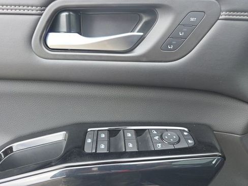 New 2026 Nissan Pathfinder Platinum image 26