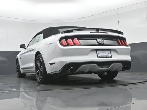 Used 2016 Ford Mustang GT Premium w/ Equipment Group 401A RWD image 51