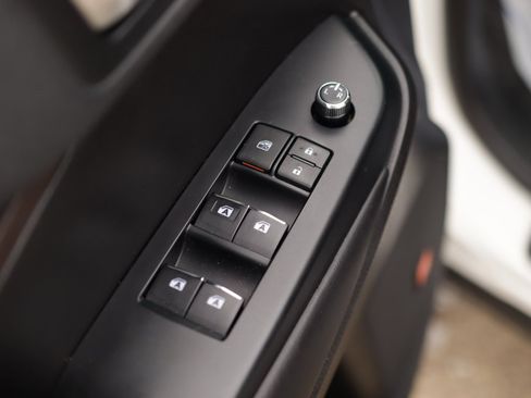 Used 2019 Toyota Highlander Limited Platinum image 28