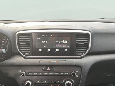 Used 2022 Kia Sportage LX image 14