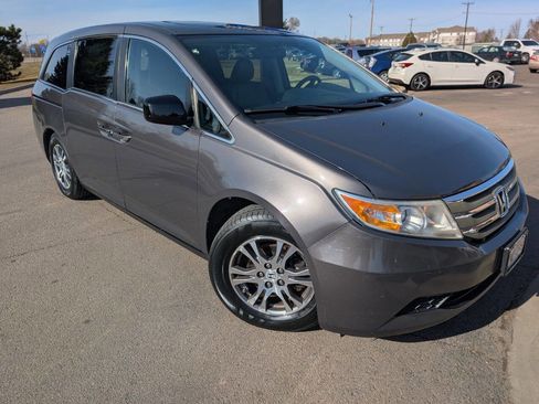 Used 2013 Honda Odyssey EX-L image 3