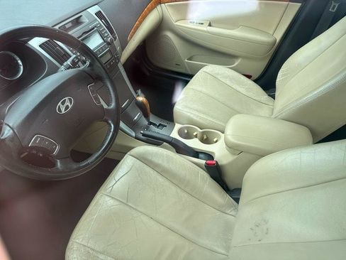 Used 2009 Hyundai Sonata Limited FWD image 5