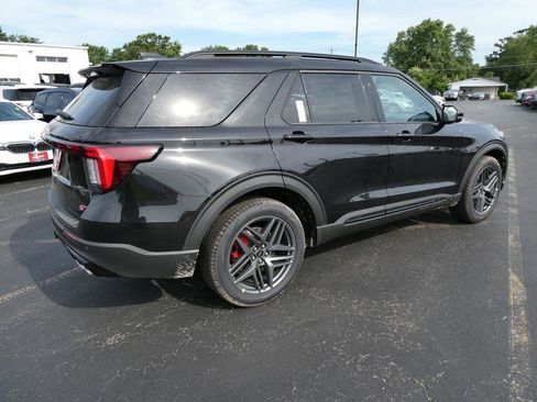 New 2026 Ford Explorer ST AWD/4WD image 5