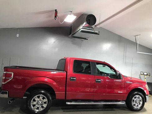Used 2011 Ford F150 XLT w/ XLT Chrome Pkg RWD image 2
