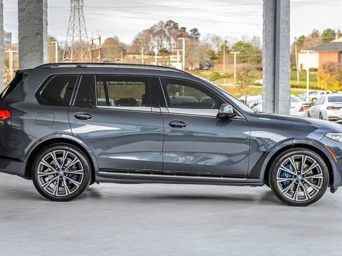 Used 2022 BMW X7 xDrive40i w/ M Sport Package image 61