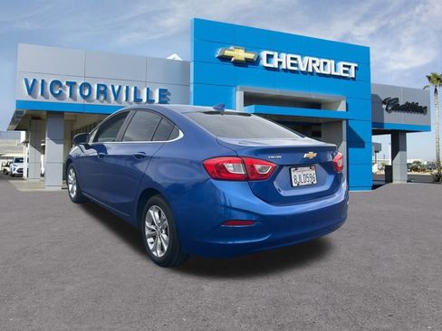 Used 2019 Chevrolet Cruze LT w/ Convenience Package image 6