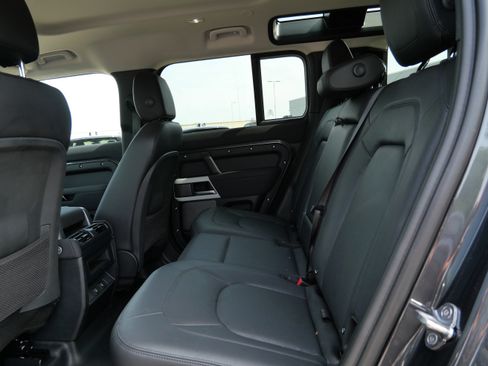 Used 2023 Land Rover Defender 110 S AWD/4WD image 15