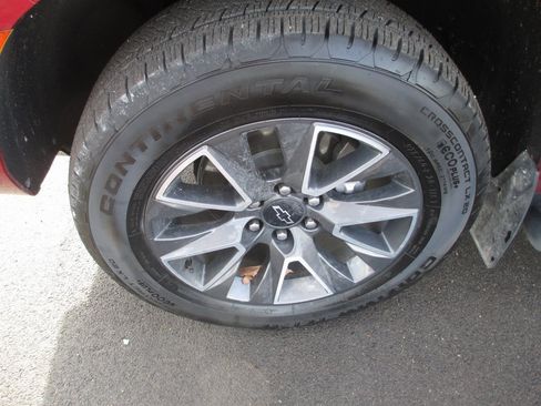 Used 2023 Chevrolet Tahoe Z71 w/ Luxury Package image 14