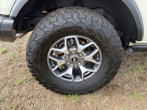 Certified 2025 Ford Bronco Badlands AWD/4WD image 32