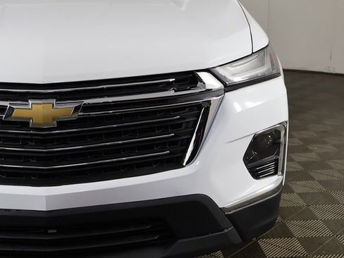 Used 2022 Chevrolet Traverse LT AWD/4WD image 14