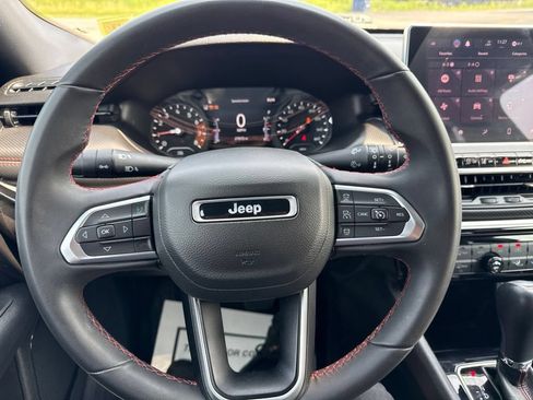 Used 2023 Jeep Compass Trailhawk AWD/4WD image 16