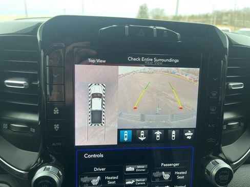 Used 2021 RAM 2500 Laramie image 9