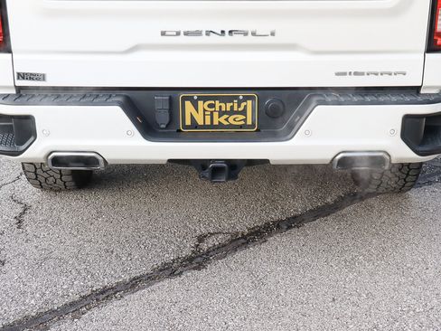 Used 2021 GMC Sierra 1500 Denali w/ Denali Ultimate Package image 14