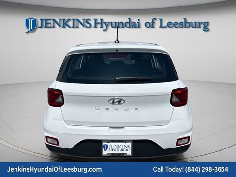 New 2026 Hyundai Venue SE image 6
