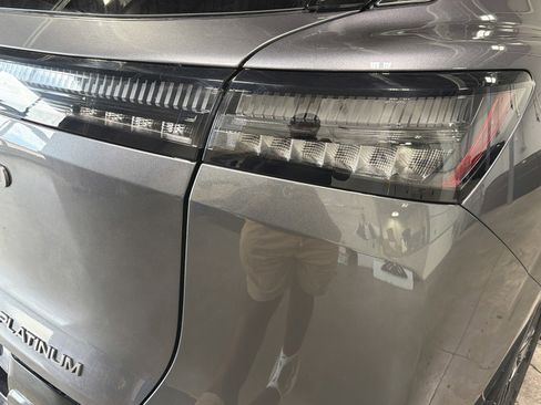 Used 2025 Nissan Murano Platinum w/ Cargo Package AWD/4WD image 11