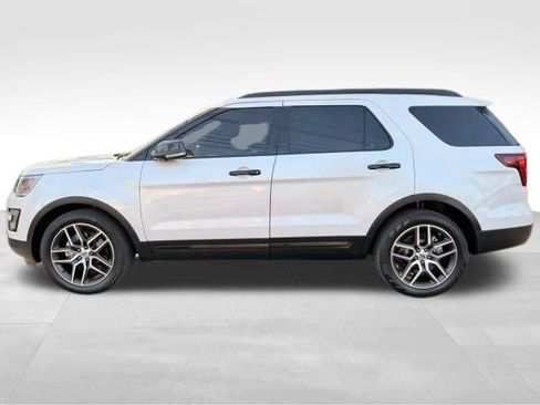 Used 2017 Ford Explorer Sport w/ Equipment Group 401A image 2