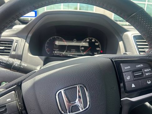 Used 2024 Honda Ridgeline Black Edition image 5