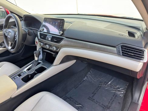Used 2021 Honda Accord LX image 13