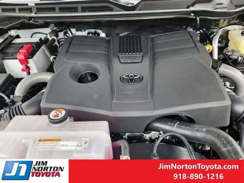 New 2026 Toyota Tundra SR5 AWD/4WD image 10
