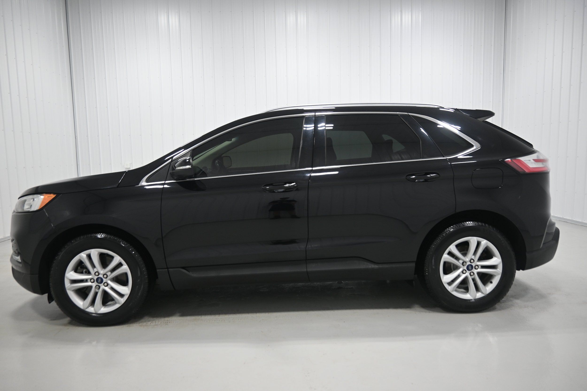 Used 2020 Ford Edge SEL w/ Convenience Package AWD/4WD image 25