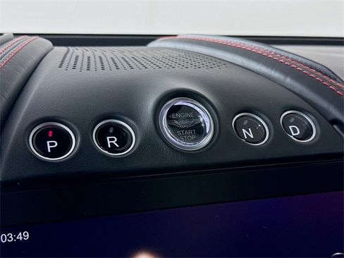 Used 2021 Aston Martin DBX image 18