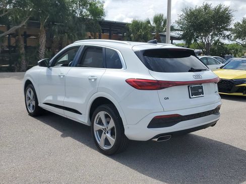 Certified 2025 Audi Q5 Premium Plus w/ Premium Plus AWD/4WD image 7