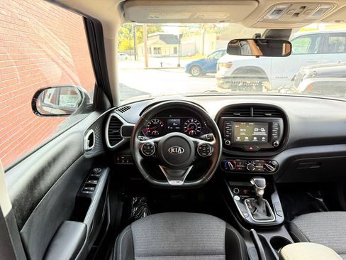 Used 2020 Kia Soul GT-Line w/ Option Group 015 FWD image 25