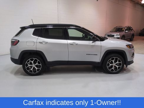 Used 2024 Jeep Compass Limited w/ Sun and Sound Group AWD/4WD image 2