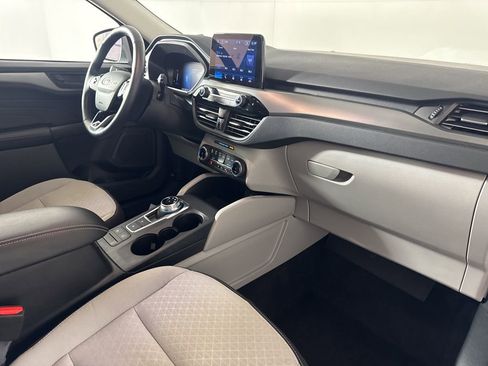 Used 2025 Ford Escape Active w/ Cold Weather Package image 21